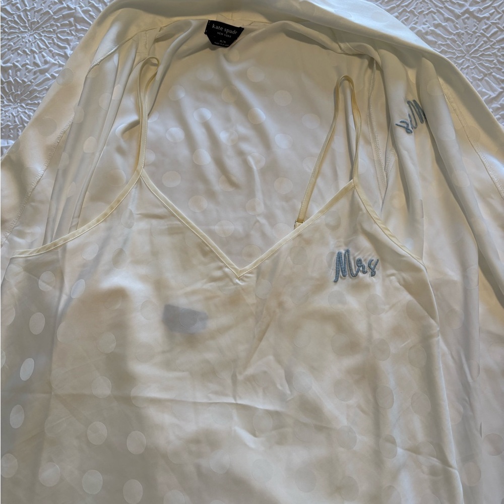 Kate Spade Ivory Polka Dot Bridal Robe - Picture 4 of 5